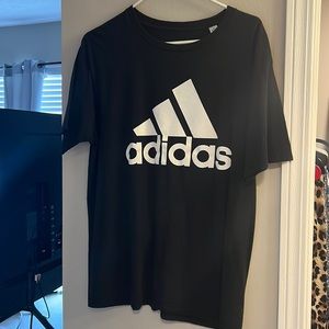 Adidas Tshirt